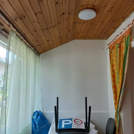 Nagy Ovarosaban Apartment